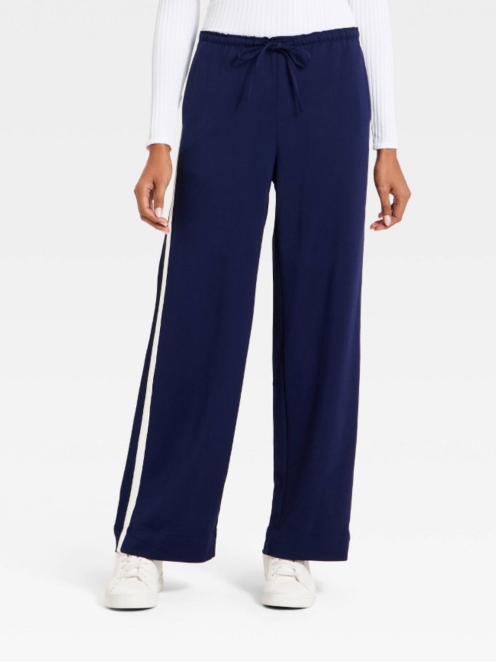 A New Day™ Women's Effortless Pull-On Pants - Navy M